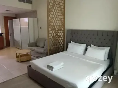 Private room in Discovery Gardens