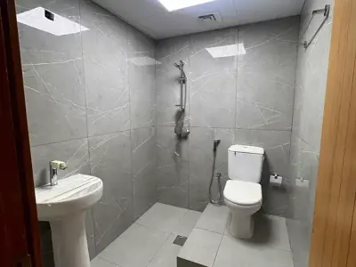 Private Room in Discovery Gardens