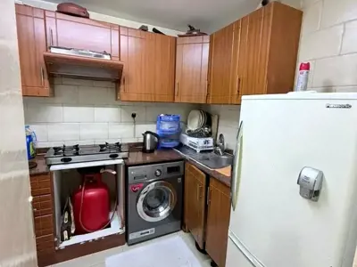 Queen Size Bedspace in Barsha Heights