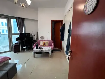 Master bedroom in Barsha Heights (Tecom)