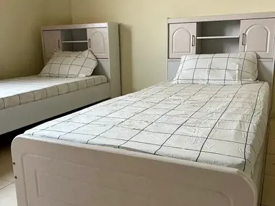Bed Space in Master Bedroom – Arabic Community