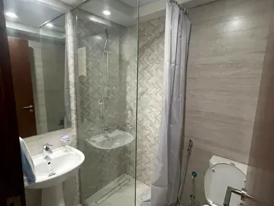 Bed space for female in Jumeirah Village Circle