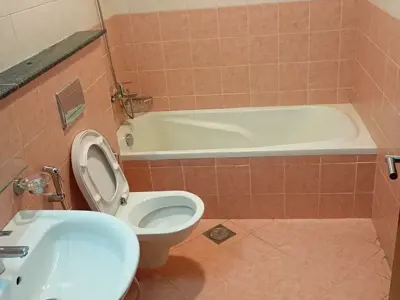 Bed space available in JVC