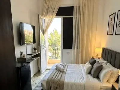 Private room in Jumeirah Village Circle