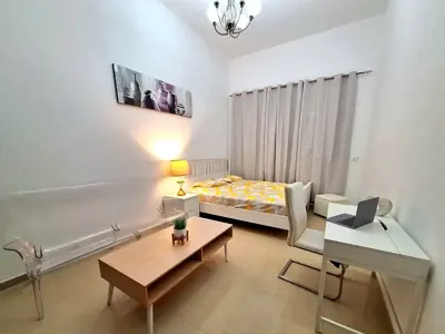 Private room in Jumeirah Village Circle