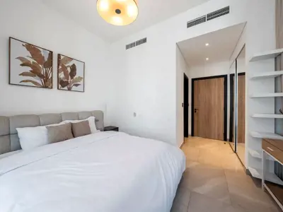 Private room in Jumeirah Village Circle