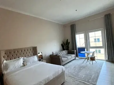 Private room in Dubai Marina