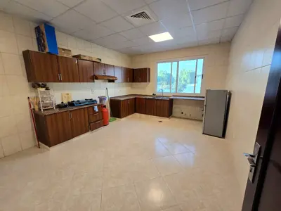 Ladies Bed Space in Al Rashidiya