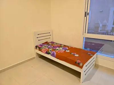 Ladies Bed Space in Al Rashidiya