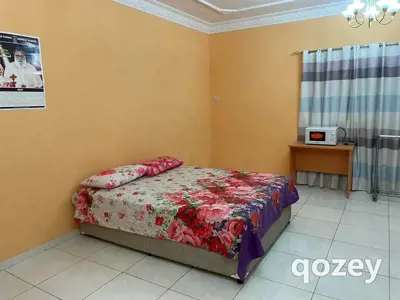 Spacious Executive Bachelor Room for Rent