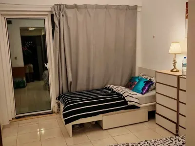 Ladies bed space in Jumeirah Lake Towers (JLT)