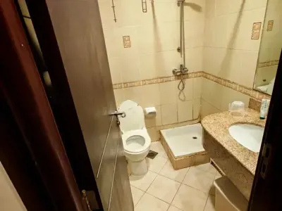 Ladies bed space in Jumeirah Lake Towers (JLT)