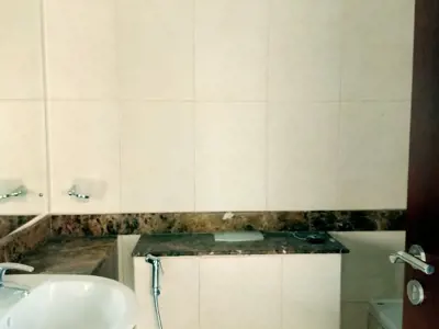 1 bedroom apartment with balcony