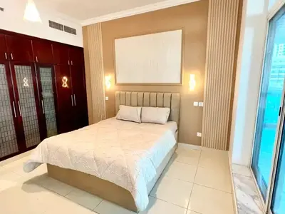 Private room in JLT