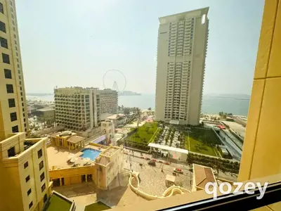 Standard Room With Sea View in Jumeirah Beach Residence