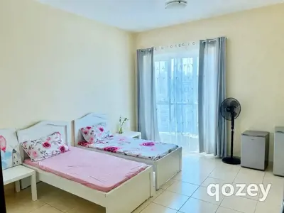 Executive bed space for females in Al Nahda