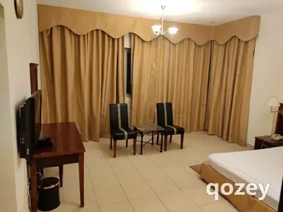 Master Room for Rent in Muhaisnah