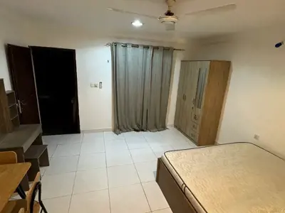 Studio Room in Muhaisnah 3