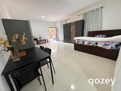 Private Room in Al Quoz 1