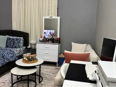 Luxury Bed Space for Working Lady in Al Quoz