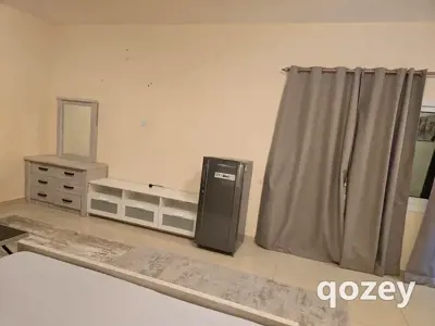 Master Room for Rent in Muhaisnah