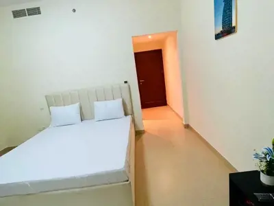 Master room with balcony in Dubai Sports City