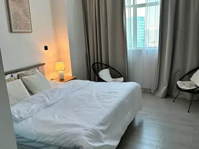 Master bedroom available in Downtown Dubai