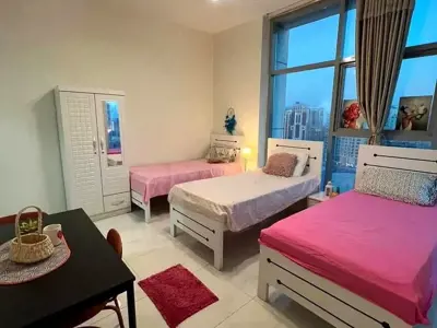 Ladies bed space in Downtown Dubai