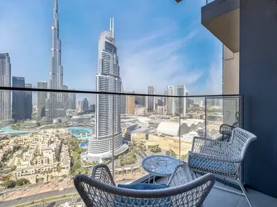 Bed space for 1 Lady in Burj Al Nujoom