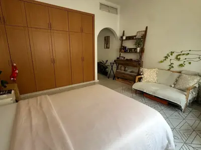 Private Room in Umm Suqeim