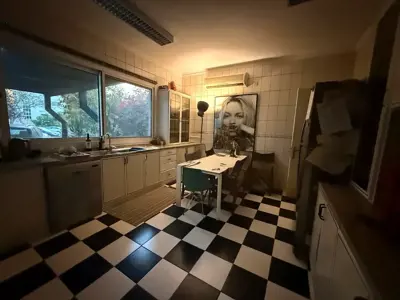 Private Room in Umm Suqeim 2