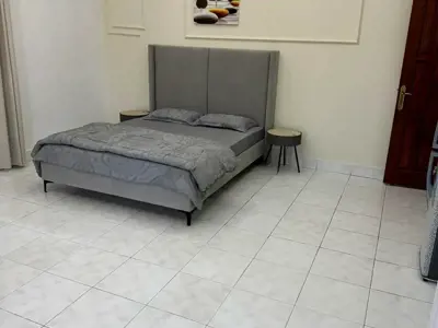 Large Master Room Near Beach