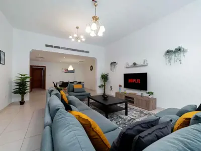 Private Room in Umm Suqeim 1