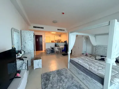 Private Room in Al Khail Heights