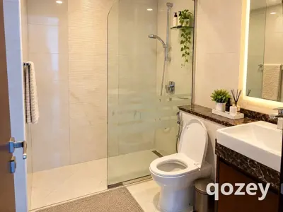 Master Bedroom for Rent in Al Jaddaf