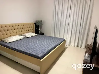 Private room in Dubai Marina