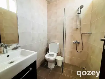 Cozy Private Room in DAMAC Hills 2