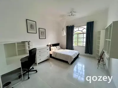 Spacious Fully Furnished Room in Al Safa 2