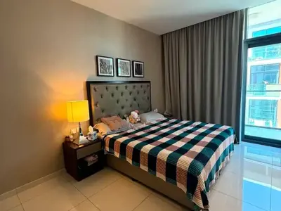 Private room in Dubai Marina