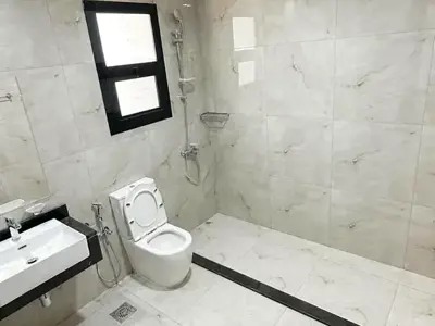 Room With Partition in Al Muraqqabat