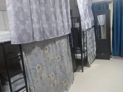 Ladies and Gents Bedspace available 1 minute away from Salah Al din metro