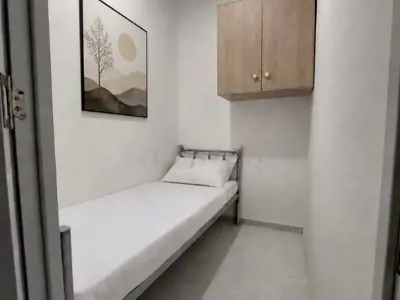 Partition in Bur Dubai