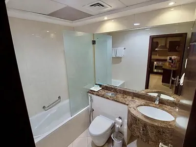BRAND NEW SOUNDPROOF COUPLE Luxury Partition Room Solo/Couple ⭐ Premium 5 Star Quality‼️