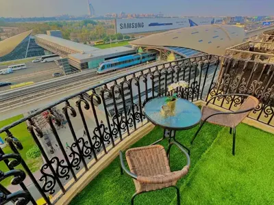 Female Only Bed Space Front of Insurance Market Metro Station