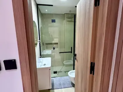 High-End Executive Female Bed Space in Jumeirah Garden City