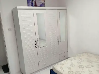 Room With Partition in Bur Dubai, dubai