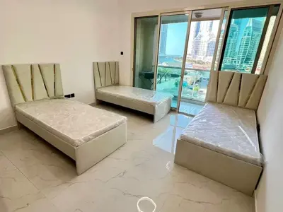 Comfy Female Bedspace Near DMCC Metro, Dubai