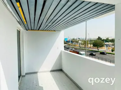 Executive furnished bachelor bed space near Karama Park, dubai